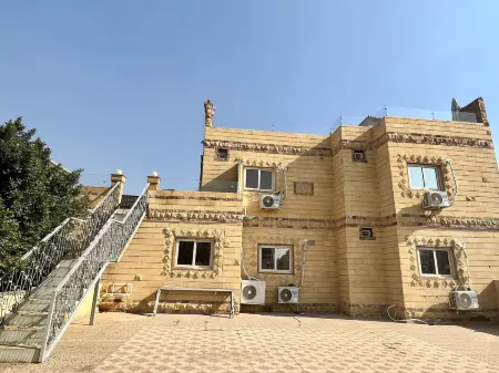 Life Pyramids Inn Отели в г. Nazlet El-Semman