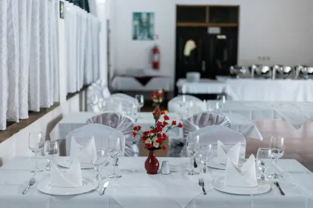 Pearl Residence Отели в г. Нгагара