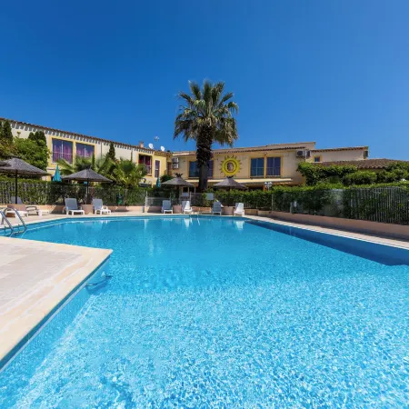 Brit Hotel Confort Hélios Agde