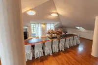 Hotel Edelweiss Hotels in Llanars