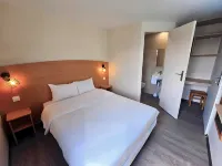 Initial by Balladins Roissy / Saint-Mard Hotels in Gressy