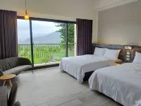 Chulu Manor Hotel Hotels near Chulu Ranch