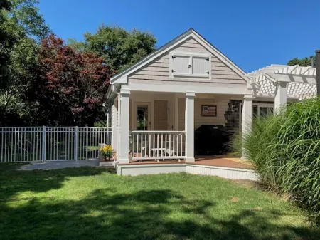 New Eastham Oceanside Guest Suite with Pool and Hot Tub