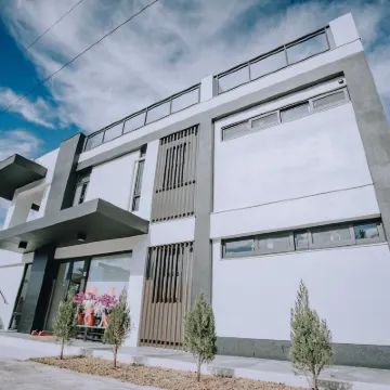 Ruili Tea Villa Hotels near Qingnianling Loop Pathway