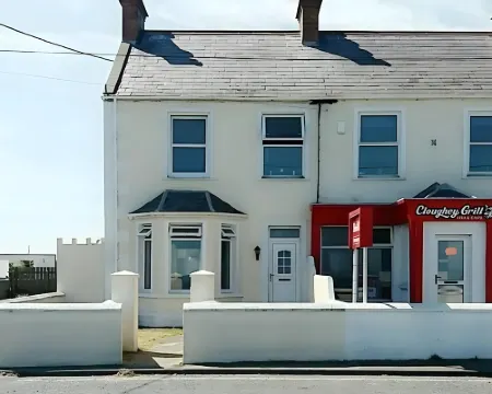 Cloughey Beach House Hotels in Newtownards