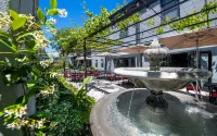 La Fontaine Boutique Hotel by the Oyster Collection