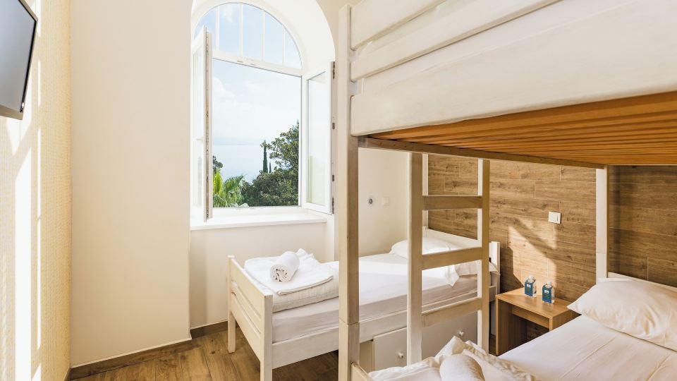Hostel Link