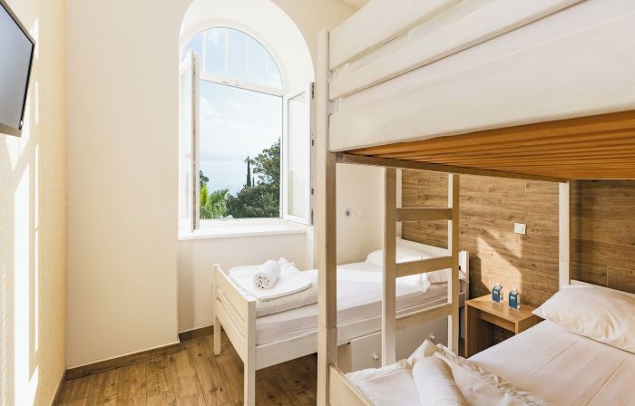 Hostel Link