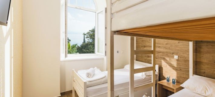 Hostel Link Hotel di Lovran