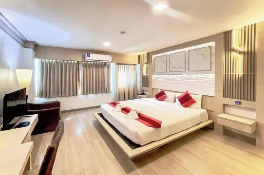 ห้องซูพีเรียร์ เตียงใหญ่ 1 เตียง