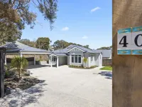 Saltwood Coastal Hamptons Luxe With Pool Hotels in Rye