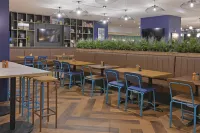 Travelodge Gatwick Airport Central - breakfast