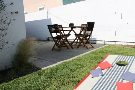 Designer Remodel 3 bed/2 bath Beach House Near LAX