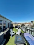 Modern Townhome w/ Rooftop Patio in RiNo/ Five Points, Denver
