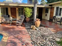 Room 5️⃣ studio in a boutique hotel with kitchen by the pool in downtown PS