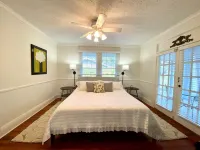 Cozy Hideaway of Bayshore Beautiful in South Tampa