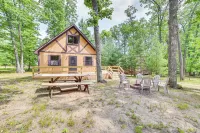 Family Roscommon Home - 3 Mi to Higgins Lake - Homestays
