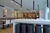 B&B HOTEL Würzburg-City Hotels in Veitshöchheim