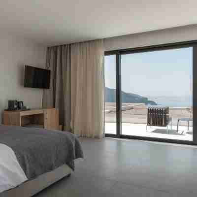 Alon Sevou Boutique Hotel Rooms