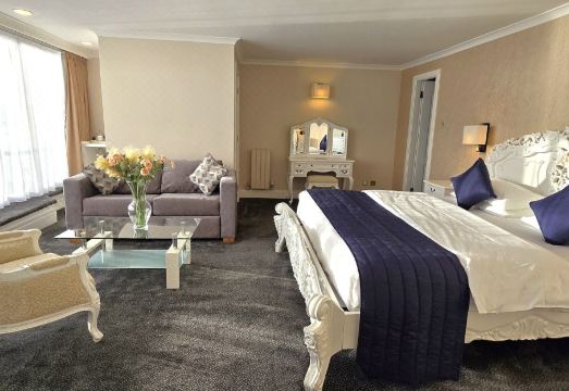 더 엠프레스 호텔 객실