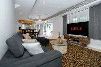 25% Fall Off, Luxury 3 Bdrms, 2 Baths, 2 Prk