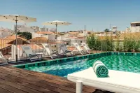 The MN56 Hotel - piscine