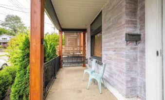 Historic Retreat Gateway