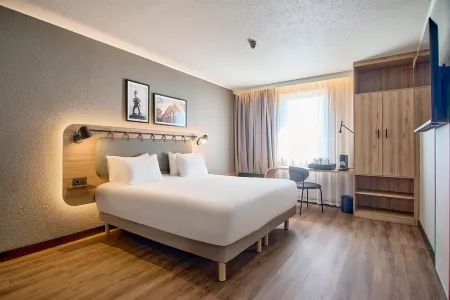 CAMPANILE PRIME KRAKOW OLD TOWN Отели рядом с достопримечательностью «Мариацкий костел»