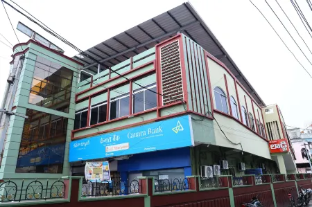 Sri Sapthagiri Lodge