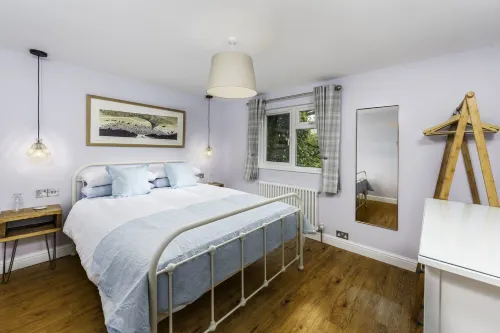 Woodpecker is Laid back luxury in 9 acres of countryside right near the beach