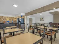 Best Western Center Inn Hotels near Chicks Beach