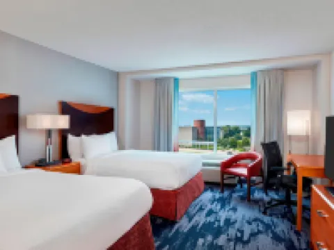 Fairfield Inn & Suites Indianapolis Downtown Hotels near White River State Park