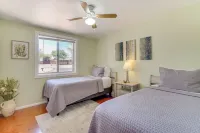 Near Catalina Hiking Trails: Mtn-view Home w/ Pool - Homestays