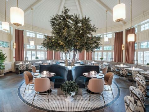 レストラン フェアモント バンフ スプリングスの写真