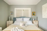 Gem by the water - Charming 2-bedroom house in fabulous Stamford with AC, WiFi