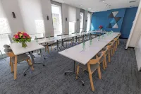 Holiday Inn Express Geneva Airport Hotel a Vernier