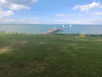 WATER FRONT fully furnished  3-bedroom house. Short term of 1 to 4 months Hotels in Middlesex County