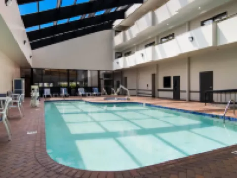 The Inn on Maritime Bay, Ascend Hotel Collection Hotels in Manitowoc