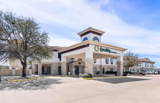 格蘭伯裏凱藝套房酒店