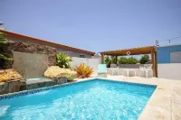 R&V Combate Beach House for 12 with Private Pool