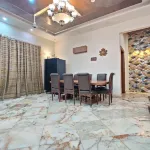 Spacious 5-bedroom bungalow in fabulous Karachi with AC, WiFi Các khách sạn ở 