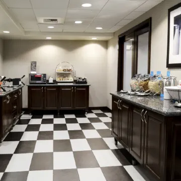 Hampton Inn & Suites Temecula