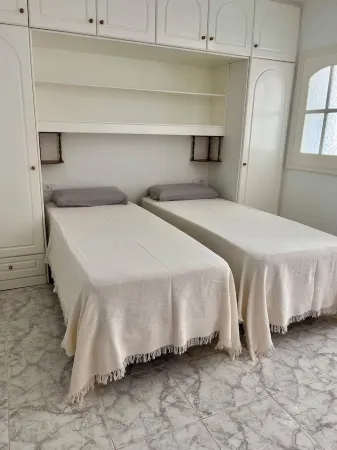 Studio in Torrox Costa, 2 minutes walk from the beach and the promenade