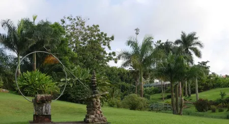 Peaceful 3-bedroom detached house with Netflix air-conditioning and dishwasher Отели в г. Сен-Жозеф