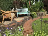 Chorlton Garden Rooms - Relax, Stay, Work or Play 촐튼-컴-하디 호텔