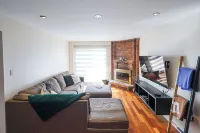 City Escape-Cottage by the Lake