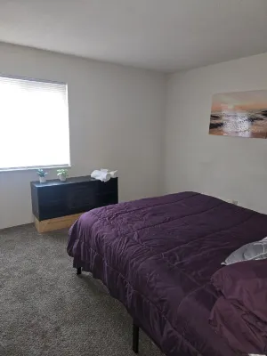 2-bedroom apartment in awesome West County with AC, Fitness Room and Laundry