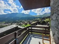 south-east apartment with superb corner balcony and separate entrance! Hotels in Les Avanchers-Valmorel