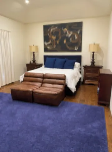 CYPRESS PARADISE Amazing home on number 2, at CPGC,  walk to Cypress Point!!! Hotels near Lone Cypress