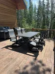 High End Luxury with Rustic Woodsy Charm 4-bedroom cabin next to Terry Peak Lead
